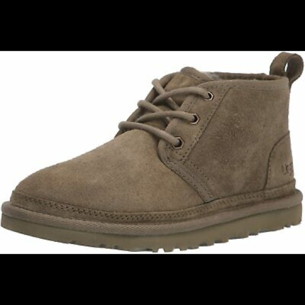 UGG size 7 Neumel Chukka Burnt Olive